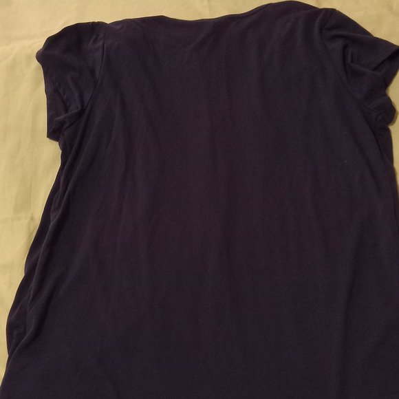 Thyme Women's Top with Very Short Sleeves - Picture 9 of 10